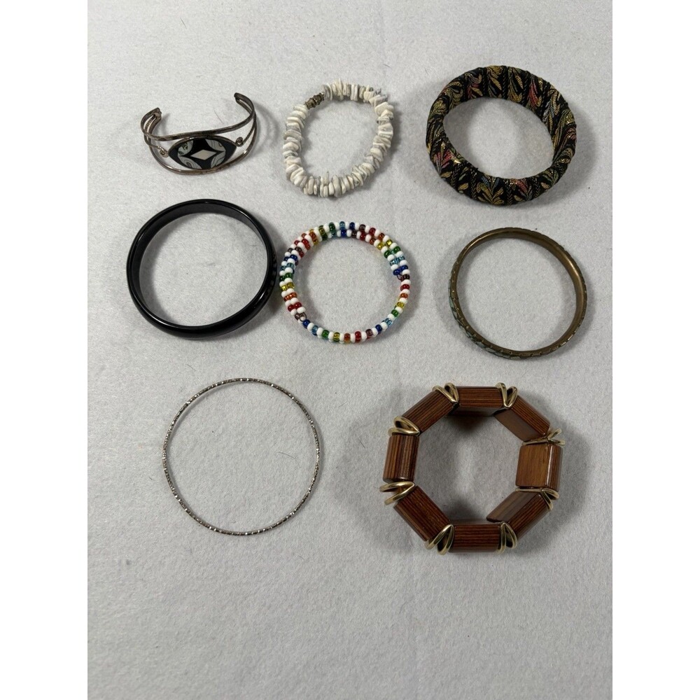 Mixed Lot Women’s Bracelets Set Of 8 Multicolor